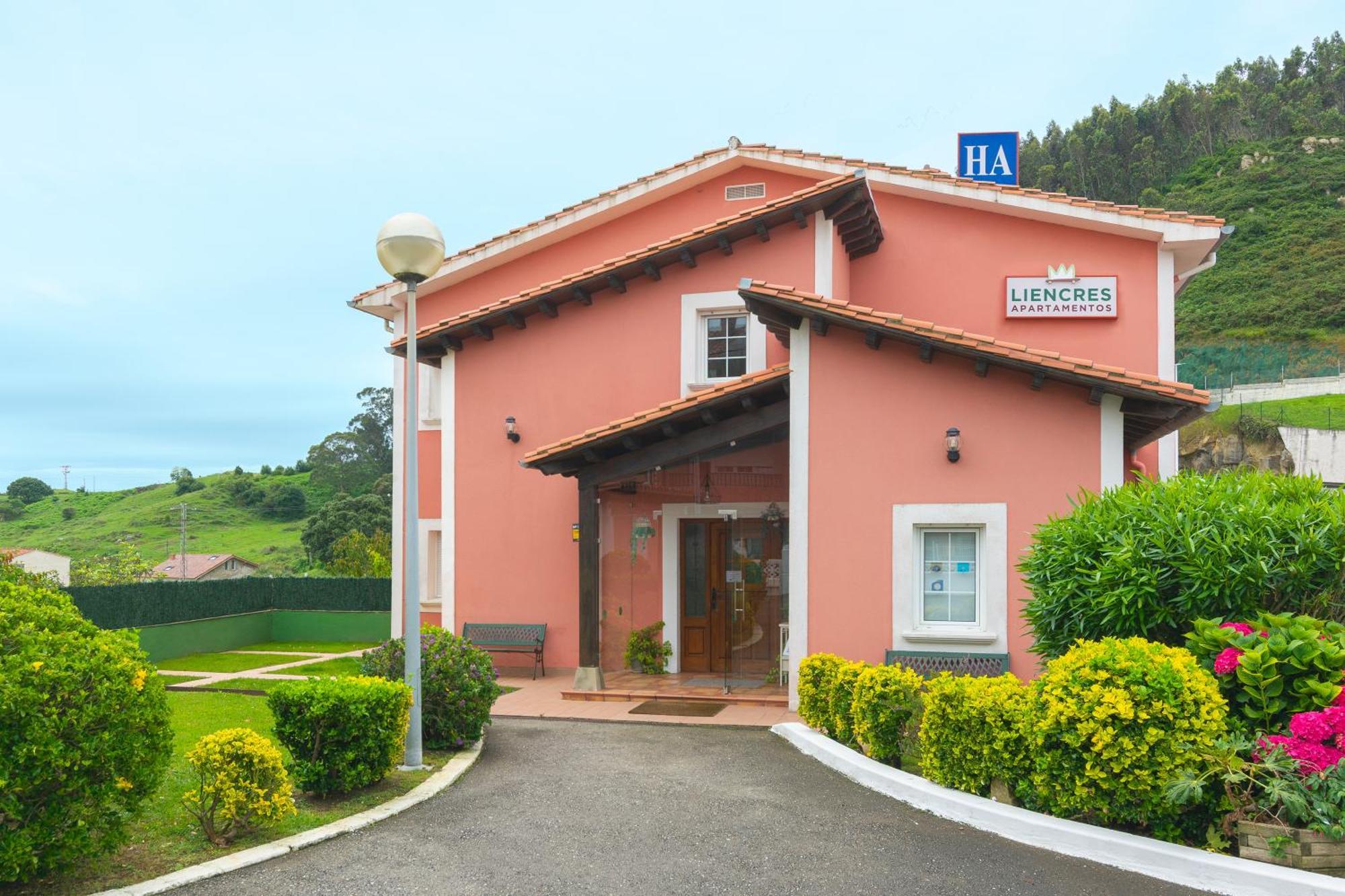 Liencres Apartamentos Esterno foto